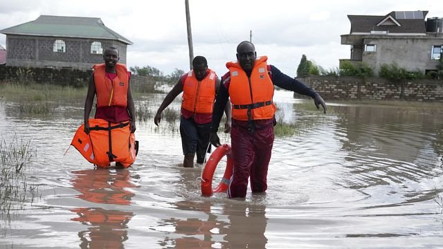 What’s causing the catastrophic rainfall in Kenya?