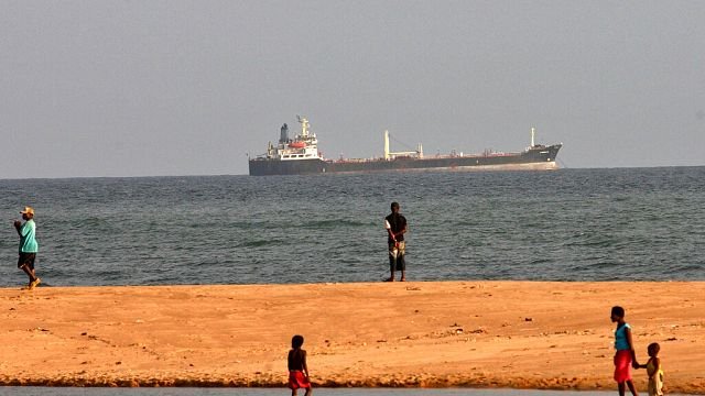 Niger says Benin’s blockade of its oil exports violates trade agreements