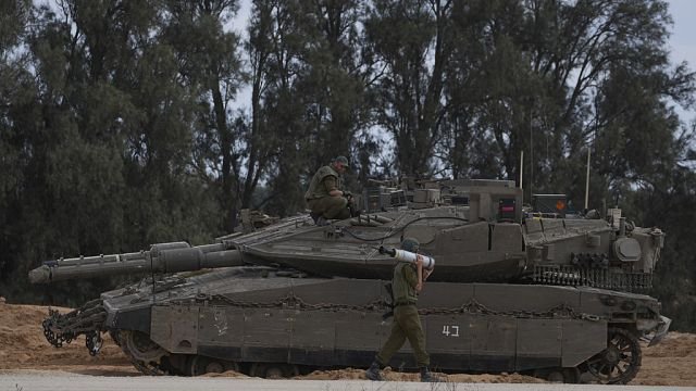 Israeli forces take control of the Gaza side of the Rafah crossing with Egypt