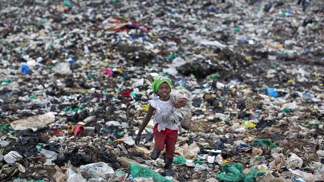 Study: World pumps out 57 million tonnes of plastic pollution a year