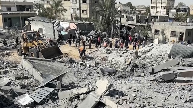 Gaza war toll surpasses 43,000 dead, health ministry reports