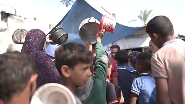 Gaza Strip faces famine risks despite declining hunger levels