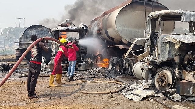 At least 70 die in explosion in Nigeria while collecting fuel from overturned tanker