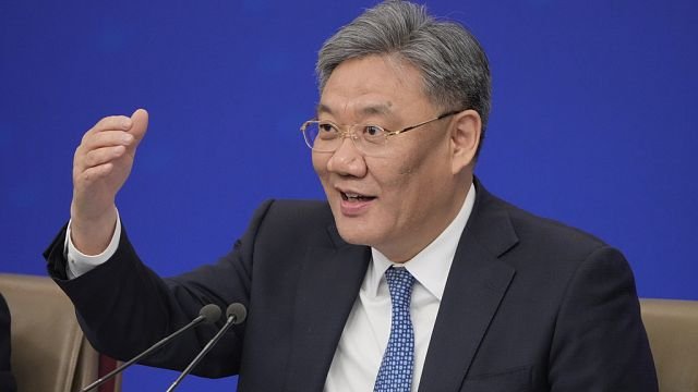 China slams US tariffs, says economy is resilient