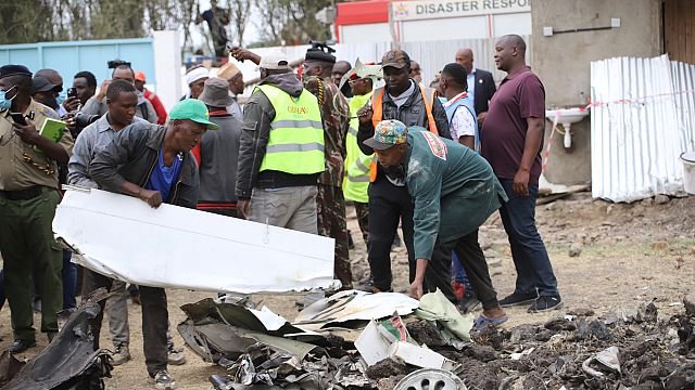 Air ambulance crashes in residential area just outside Nairobi, killing 6