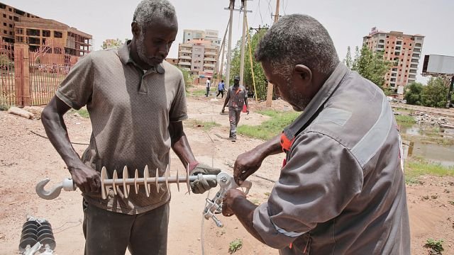 Sudanese officials assess Khartoum’s readiness for government return