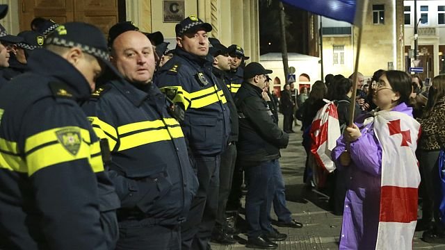 Clashes in Tbilisi as ruling party supporters target opposition rally