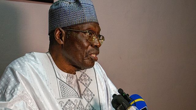 Cameroon awaits results amid high tension and rival victory claims
