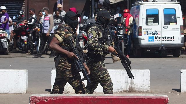 Madagascar: Soldiers join protestors as president denounces ‘coup attempt’