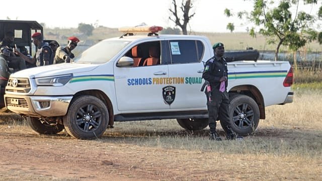 Nigeria security chiefs report progress in rescuing kidnapped students