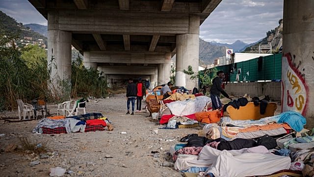 Italy’s right-wing government unveils new work permit plan to address labor shortages