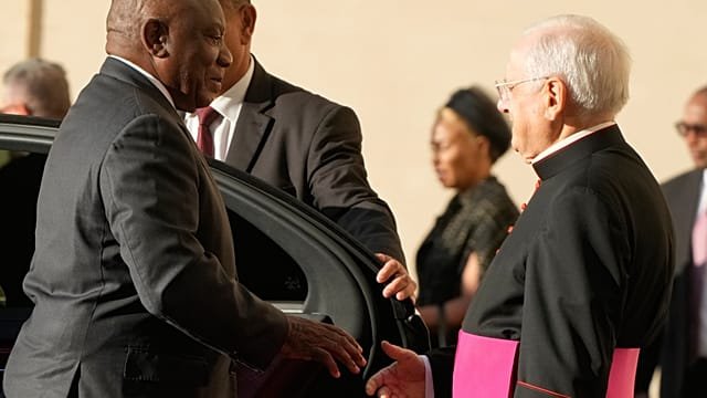 Pope Leo XIV hosts South African President Cyril Ramaphosa at Vatican