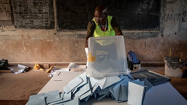 CAR trains polling workers as UN calls on authorities to ensure integrity of general election
