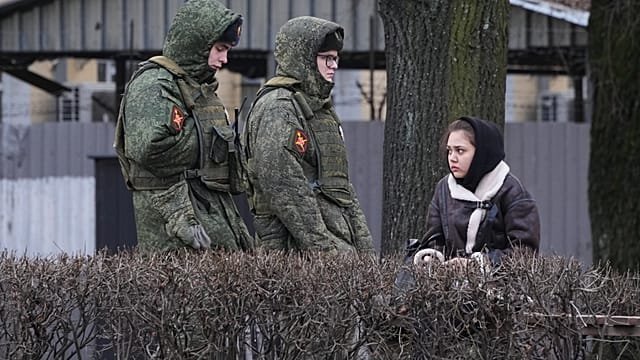 South African journalist out on bail for Russia fighter recruitment charge