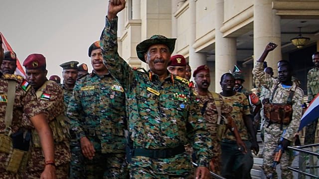Sudan’s top general meets Egyptian President amid growing pressure to resolve the war