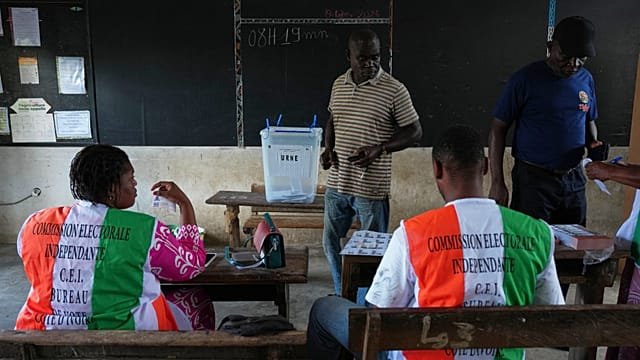 Ivorians head to the polls as divisions from Presidential vote linger