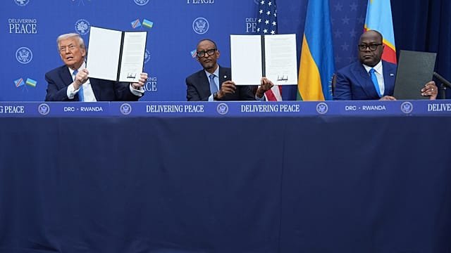 Pix of the Day: December 5, 2025