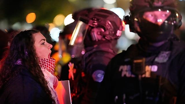 Protests in Portland after federal agents shoot two during ICE operation