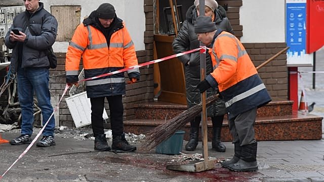 Ukraine probes deadly Lviv blasts that killed police officer