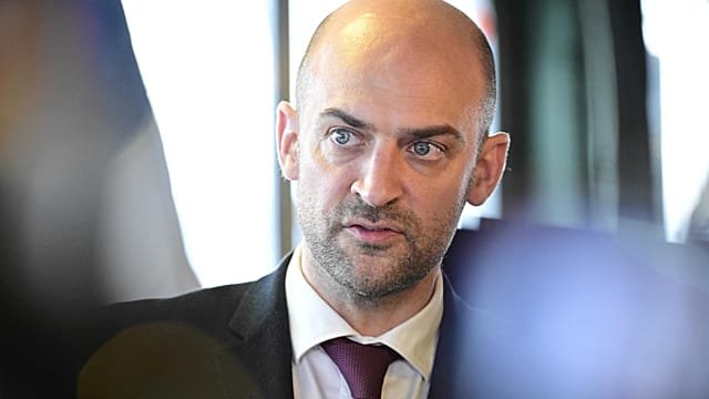 French FM and UN peacekeeping chief discuss CAR peace initiatives