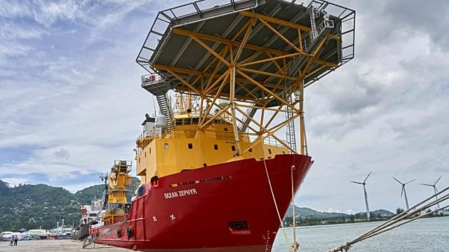 Bilateral relations between China and Seychelles enter a new phase