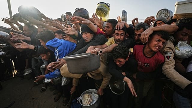 Hunger and fear in Khan Younis as Gaza families depend on aid to survive