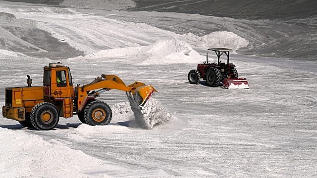US sets aside diplomatic rift with South Africa to invest in rare earths project
