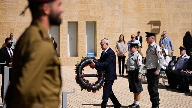 Sirens halt Israel for Holocaust Remembrance Day as antisemitism surges