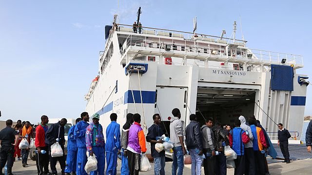 19 migrants found dead by Italian coastguard