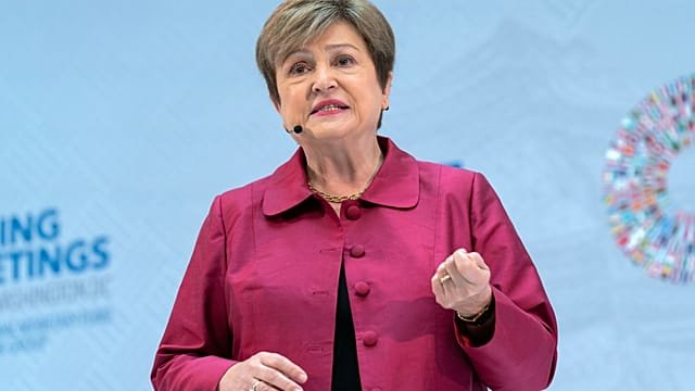 IMF chief warns that Iran war will slow global economic growth