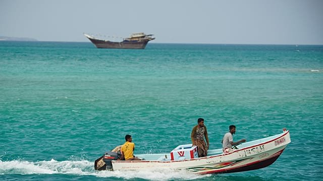 Iran threatens to restrict Bab el-Mandeb Strait after Trump warnings