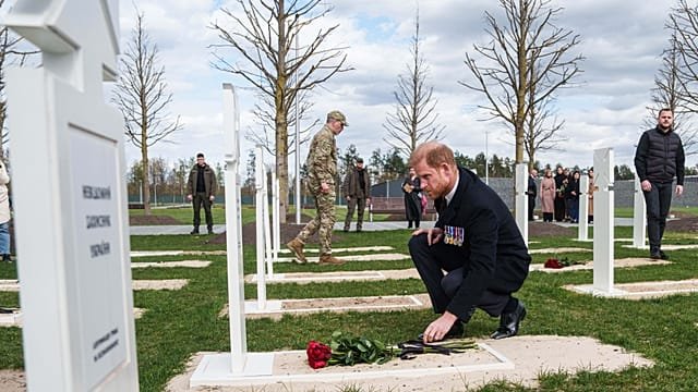 Prince Harry visits Kyiv to back Ukraine and spotlight mine clearance
