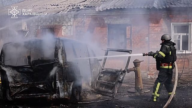 Russia strikes Kharkiv residential district as drone attacks escalate