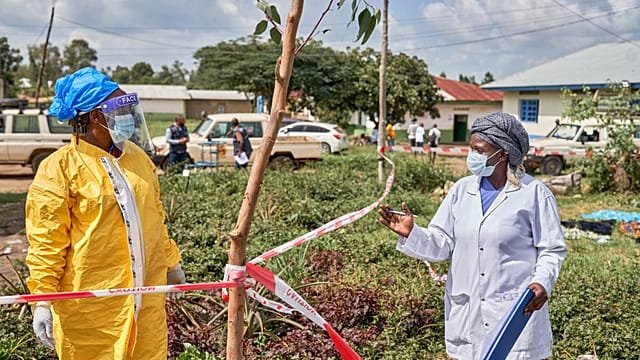 Uganda quarantines over 100 people as WHO raises alarm over Ebola spread