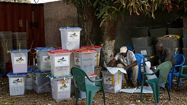 Strike delays release of election results in Central African Republic