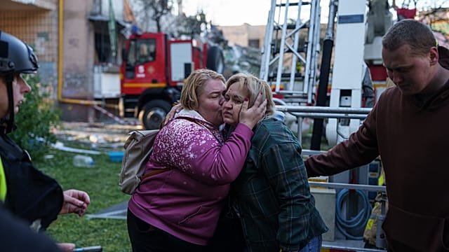Ukraine: Russian drone and missile barrage slams Kyiv, killing at least one