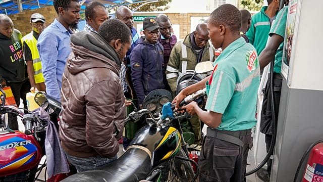 Kenya temporarily waives fuel standards amid supply shortages due to Mid East war