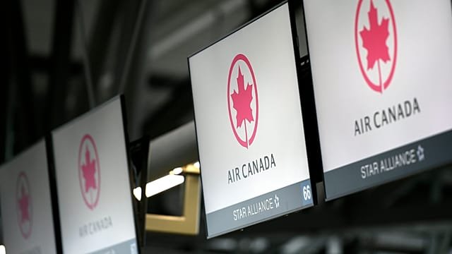 Canada orders 21-day isolation for travellers from Ebola zones