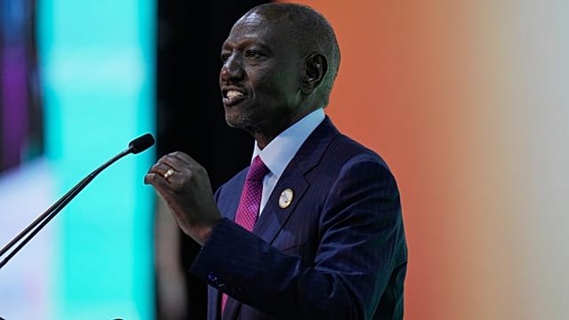 Kenyan president defends controversial US-backed Ebola facility