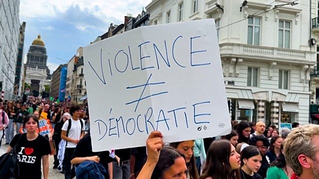 Belgium: Thousands protest alleged police violence in Brussels