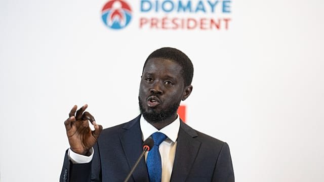Senegal: President faye’s backing of Macky Sall signals a political shift