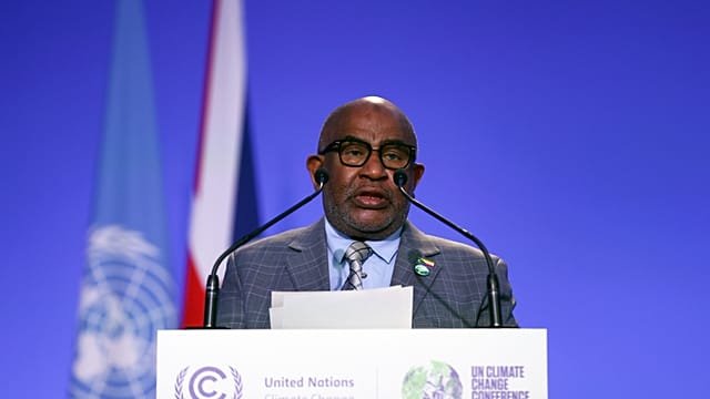 The Comoros: Moroni residents struggle amid water shortages
