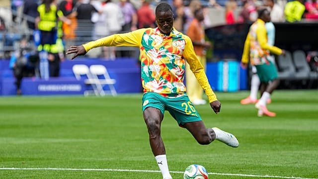 Pape Gueye refuses Senegal return until technical staff changes