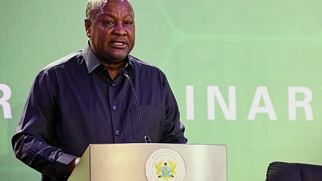 Ghana’s government backs extending presidential term from four to five years