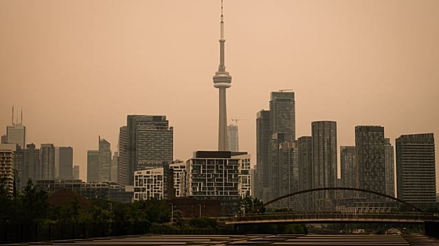 Toronto choked by wildfire smoke, records world’s worst air quality