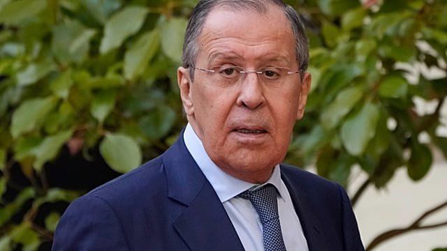 Russia offers Mozambique help to eliminate ‘terrorist threat’