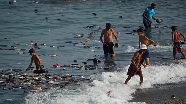 Several drown as hundreds of migrants rush to Spain’s Ceuta from Morocco
