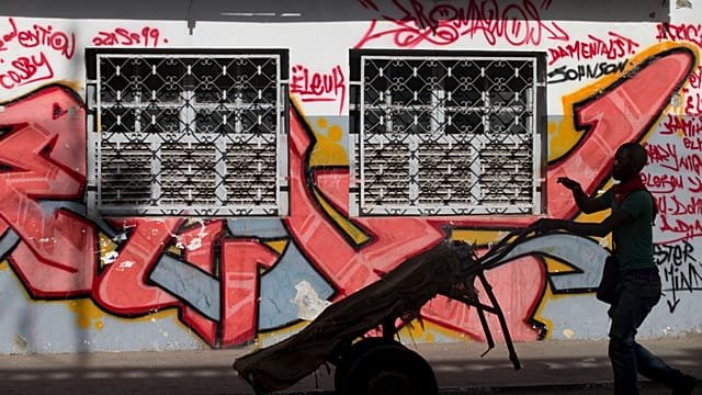 In Senegal’s Saint-Louis, traces of slave-trading past are being erased