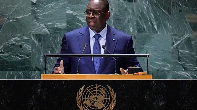 Former Senegalese leader Sall’s bid for UN top job in trouble after straw poll