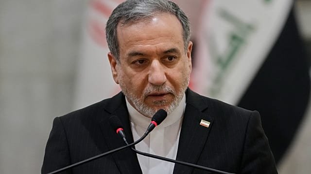 Iran says its close to finalising a shipping route agreement with Oman